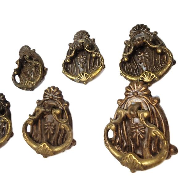 8 Vintage Rare Mid Century Hardware Drawer Pull PLUS 1 Matching Knob - Picture 1 of 11